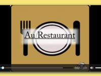 Kurzfilm zum Französisch lernen. Szene im Restaurant Au restaurant: Tafel mit einem gedeckten Tisch